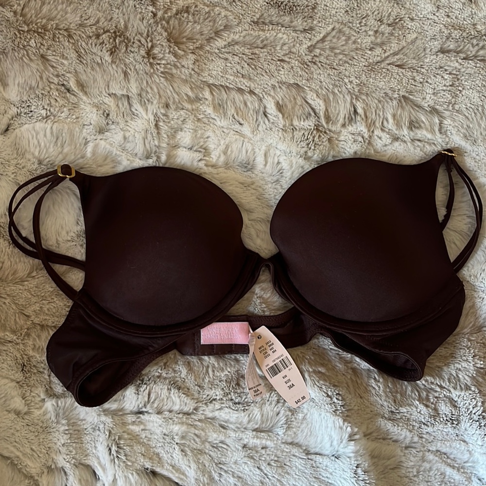 Victoria’’s Secret Push Up bra. Size 36A. NWT